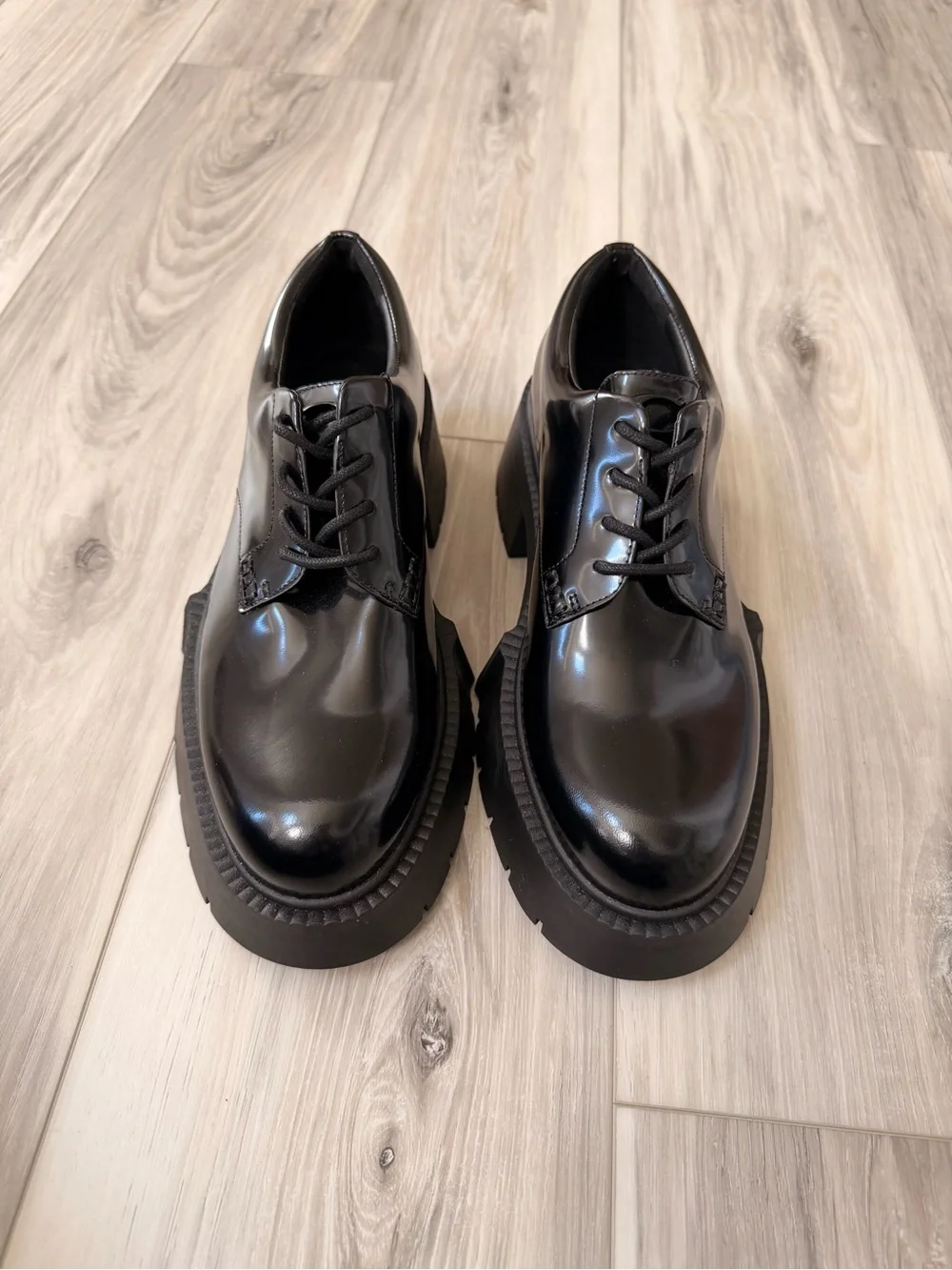 Coach Black Leather Platform Lug Sole Lace-Up Oxford Shoes Women’s 9.5B EU 40